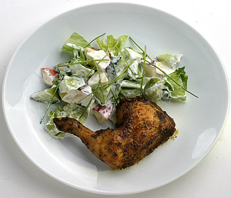 Thai sallad med sweet chili kyckling Guldfågeln